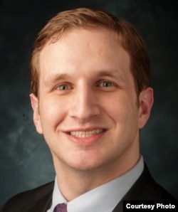 “美国EB-5投资移民行业协会”执行主任彼得•约瑟夫