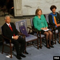 颁奖典礼上的空椅子（美国之音王南拍摄）