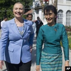 希拉里.克林顿国务卿访缅期间会晤昂山素季