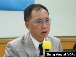 台湾智库咨询委员董立文(美国之音张永泰拍摄)
