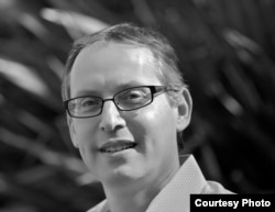 加州大学尔湾分校法学院教授理克•哈森