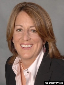 “全美女同性恋权利中心”的执行主任凯特·肯德尔 (NCLR)