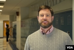 “理念公立特许学校”校长贾斯廷•瑞德斯托姆(美国之音莫干生 拍摄)