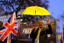 “香港监察”行政总裁 罗哲斯 (Benedict Rogers)(摄影:美国之音郑乐捷)