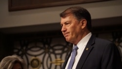 美国参议院军委会成员朗兹(Senator Rounds)(美国之音黎堡2020年3月5日摄)