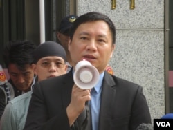 天安门六四学运领袖王丹(美国之音张永泰拍摄)