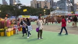 香港年宵市场禁卖政治宣传品 被批压制言论自由 香港年宵市场禁卖政治宣传品 被批压制言论自由