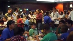 感恩节旅游返乡忙 火鸡餐点暖人心 感恩节旅游返乡忙 火鸡餐点暖人心