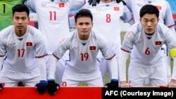 Cầu thủ Quang Hải (giữa) trong giải vô địch U23 châu Á tại Trung Quốc hồi tháng Một.