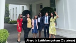 几名DACA“梦想生”在白宫会晤了拜登总统。(2021年5月14日)