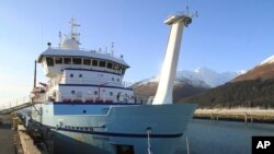 2015年2月25日的照片显示,美国国家科学基金会的考察船Sikuliaq停泊在阿拉斯加州的苏厄德。按计划,这艘船于2017年8月25日(星期五)从博福特海前往北冰洋,科学家要研究变化的风如何影响植物和动物。