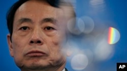 Ông Tưởng Khiết Mẫn bị loại khỏi chức Chủ nhiệm Ủy ban Quản lý và Giám sát Tài sản Quốc gia vì bị nghi có những sai phạm kỷ luật nghiêm trọng, một cụm từ thường được dùng để nói tới hành vi tham ô.