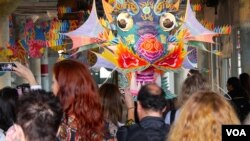 “在逃:艾未未登陆”美国名岛