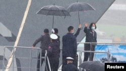 台湾总统蔡英文周一视察台湾北部的基隆海军基地。(2021年3月8日)