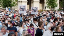 匈牙利布达佩斯市民抗议在其首都建中国复旦大学分校的计划。(2021年6月5日)