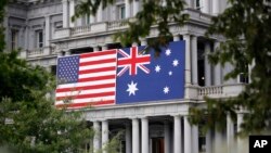 美国和澳大利亚国旗（美联社2019年9月17日）