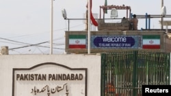 巴基斯坦为防范新冠疫情关闭了与伊朗的边界。(2020年2月25日)