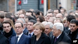 1月11日,世界多国领导人参与巴黎反恐大游行。