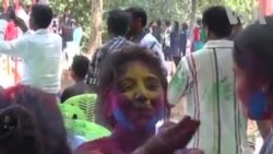 ဟိန္ဒူ ဟိုလီသင်္ကြန်ပွဲ မျှော်စင်ကျွန်းမှာ ဆင်နွှဲ ဟိန္ဒူ ဟိုလီသင်္ကြန်ပွဲ မျှော်စင်ကျွန်းမှာ ဆင်နွှဲ