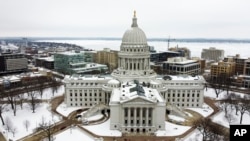 资料照:位于威斯康星州麦迪逊的州议会大厦(美联社)。