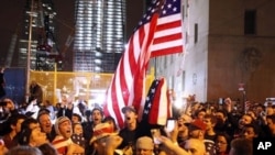 获悉本-拉登被击毙后,美国民众以各种形式表示欢庆