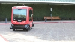 大胆上车:在加州初次体验无人驾驶巴士 大胆上车:在加州初次体验无人驾驶巴士