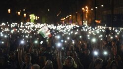 Soros တက္ကသိုလ် ပိတ်မပစ်ဖို့ ဟန်ဂေရီမှာ ဆန္ဒပြ Soros တက္ကသိုလ် ပိတ်မပစ်ဖို့ ဟန်ဂေရီမှာ ဆန္ဒပြ