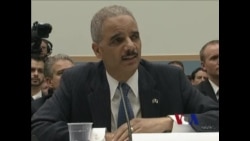 美司法部长就国内丑闻接受国会讯问  美司法部长就国内丑闻接受国会讯问