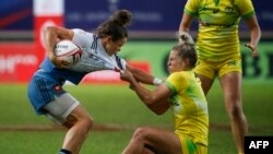 法国队同澳大利亚队在世界女子橄榄球赛上对阵(2018年)