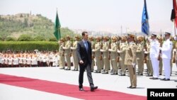 Paparoma Francis yana jawabi a gidan Gwamnati a Nairobi<br />
<br />
<br />
 