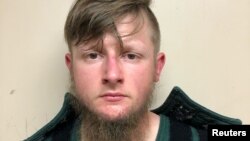 资料照片:罗伯特·亚伦·朗(2021年3月16日)