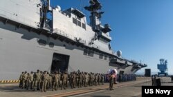 日本海上自卫队最大吨位的出云号直升机航母(美国海军陆战队照片)