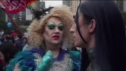 香港同性恋游行要求平等权利 香港同性恋游行要求平等权利