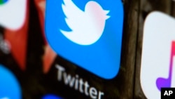 手机上推特应用程序
