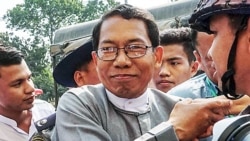 ဒေါက်တာအေးမောင်နဲ့ စာရေးဆရာဝေဟင်အောင်ကို ပုဒ်မနှစ်ခုနဲ့ စွဲချက်တင်ဖို့ တရားရုံးဆုံးဖြတ် ဒေါက်တာအေးမောင်နဲ့ စာရေးဆရာဝေဟင်အောင်ကို ပုဒ်မနှစ်ခုနဲ့ စွဲချက်တင်ဖို့ တရားရုံးဆုံးဖြတ်