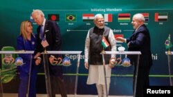 Величезним сюрпризом називає ВВС досягнення консенсусу щодо спільної Декларації на саміті. Лідери 20 провідних економік світу підписати остаточну заяву, хоча ще за день до саміту розділ про Україну та російське вторгнення був порожній. 9 вересня, 2023 р. REUTERS/Evelyn Hockstein