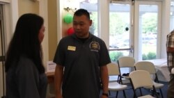 美国地方政治:华人为亚裔治安官候选人助选 美国地方政治:华人为亚裔治安官候选人助选