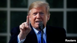 TT Trump đã tuyên bố tình trạng khẩn cấp quốc gia để lấy tiền từ các dự án khác nhằm xây bức tường biên giới.