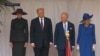 特朗普总统与第一夫人梅拉尼亚参加英国国务查尔斯与王后卡米拉举行的欢迎仪式。(白宫视频截图，2025年9月17日)