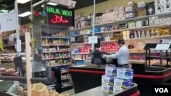 Produk halal semakin diminati dan bisnis makanan halal tumbuh dengan cepat di Amerika Serikat (foto: ilustrasi).