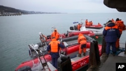 俄罗斯救援人员准备救援(2016年12月26日)