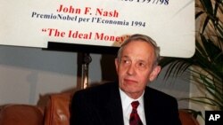 John Nash là một tượng đài trong ngành toán và kinh tế. Ông đoạt giải Nobel kinh tế năm 1994.