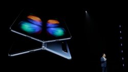 Galaxy Fold ခေါက်ဖုန်း Galaxy Fold ခေါက်ဖုန်း