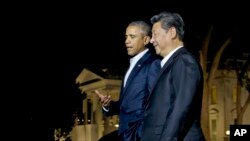 星期四,美国总统奥巴马和中国国家主席在白宫北草坪。