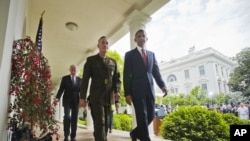 美军参谋长联席会议主席邓福德与美国总统奥巴马在白宫 (资料照片)