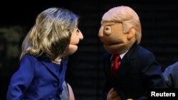 2016年:民主与专制政治的隔空较量