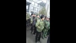 中国退伍军人在中纪委大楼前上访维权 中国退伍军人在中纪委大楼前上访维权