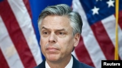 美国犹他州前州长洪博培2012年参加共和党候选人角逐,在南卡罗莱纳州发表讲话 (2012年1月16日)