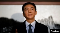 资料照:北京的中央人民政府驻香港特别行政区联络办公室主任骆惠宁