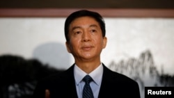 北京中央人民政府驻香港特别行政区联络办公室主任骆惠宁也受到制裁。图为骆惠宁2020年1月6日资料照。(路透社)